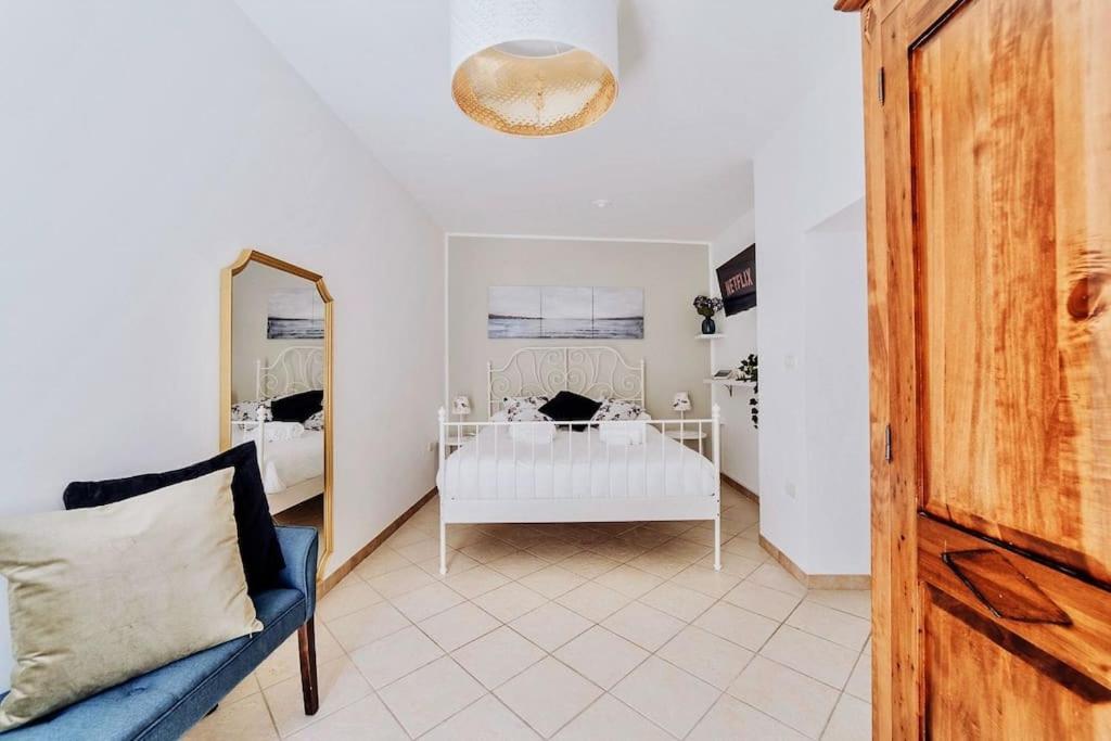 Torre Dalu' - A Due Passi Dalla Spiaggia Di Porta Vecchia, Con Terrazzo Privato E Netflix 莫诺波利 外观 照片